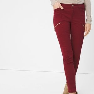 White House Black Market || The Skimmer 4 Maroon